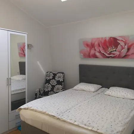 Apartment Lutsu 12 - Self Check-in